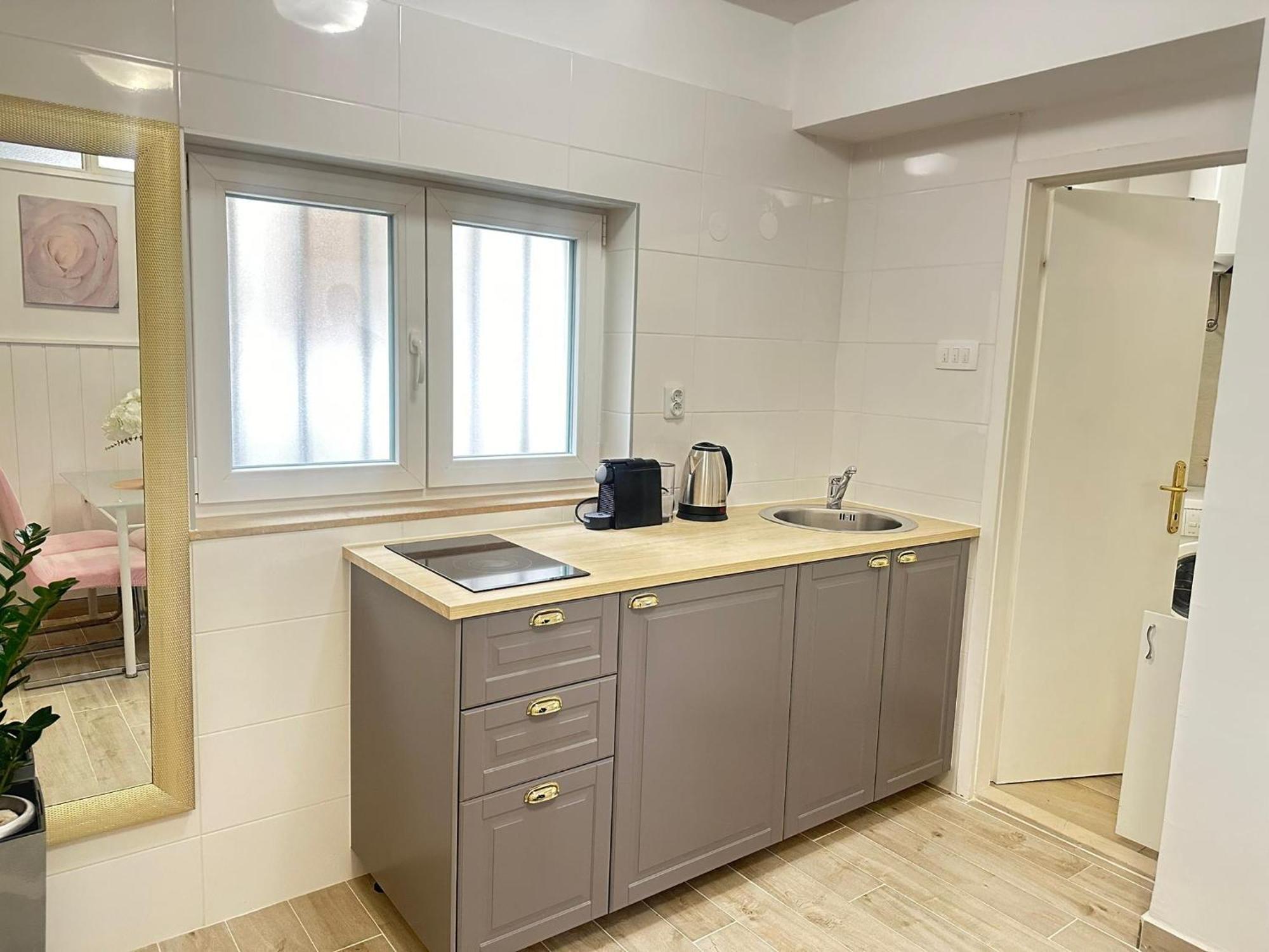 Charming Apartment In Split Center 외부 사진